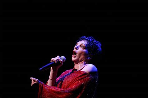 liza minnelli at the palace theatre on broadway music the guardian