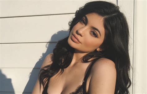 kylie jenner shoots down tyga sex tape rumors after