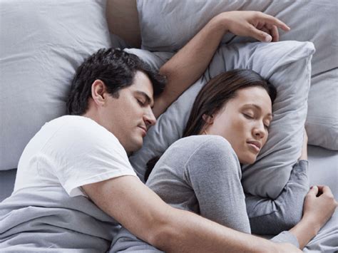 9 Couple S Sleeping Positions And What They About Their