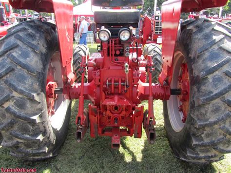 tractordatacom farmall  tractor  information