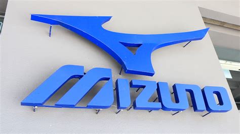 mizuno  sales plummet  retail ranks shrink  retail