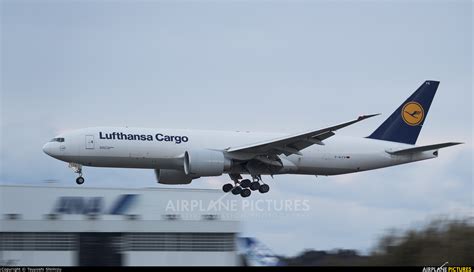 D Alfa Lufthansa Cargo Boeing 777f At Tokyo Narita Intl Photo Id