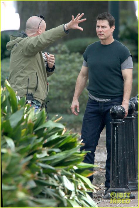 Tom Cruise Runs For His Life On Jack Reacher 2 Set