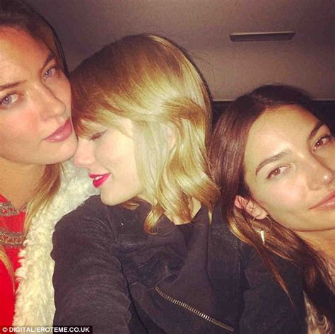 taylor swift denies secret lesbian romance with karlie kloss after twitter picture emerges