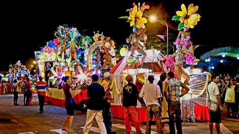 habra carnavales en santiago de cuba en su lugar desfile de lanchas  presentaciones musicales