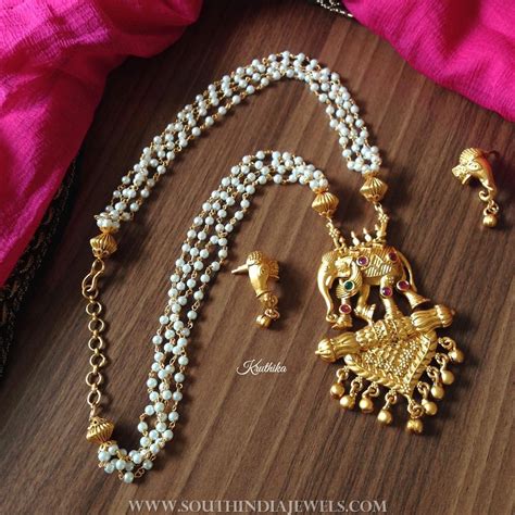Antique Pearl Necklace Set