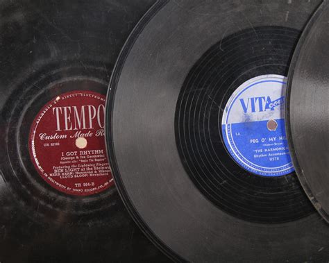 vintage  records colorful vinyl records antique vinyl records decorations  records