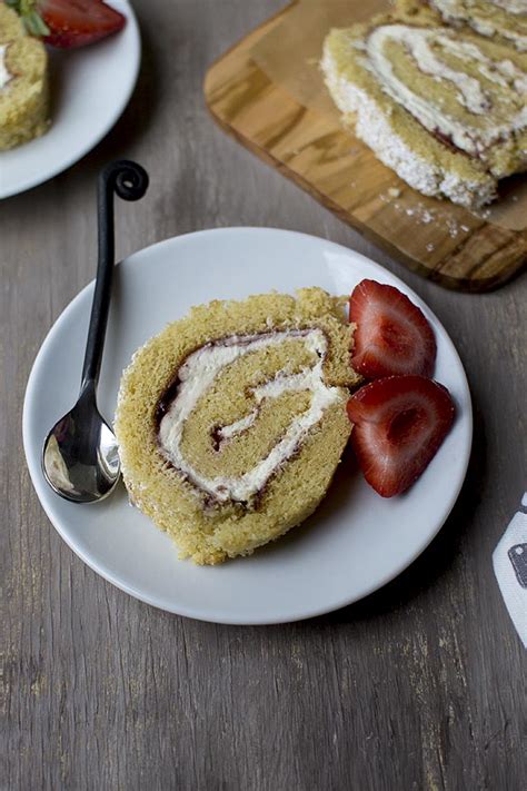 jelly roll cake wholewheat swiss roll recipe cooks hideout