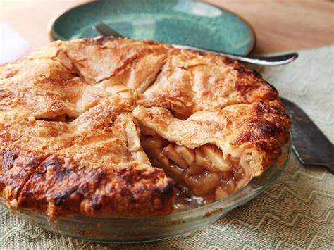 How To Make A Gooey Apple Pie The Food Lab Food Lab Recipes Deep