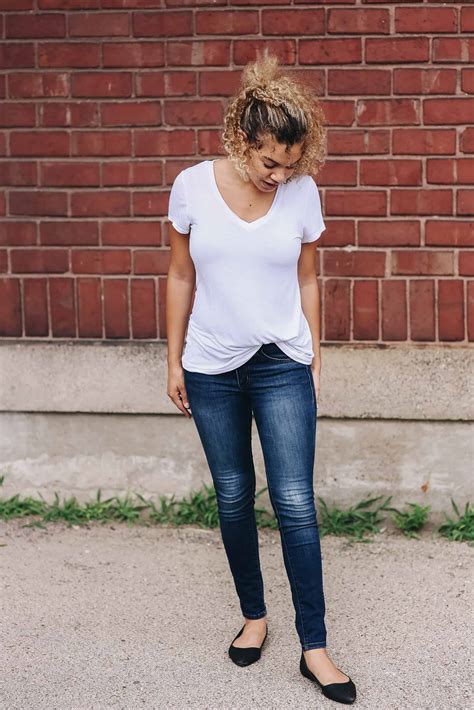 how to elevate a simple tee and jeans outfit my chic obsession