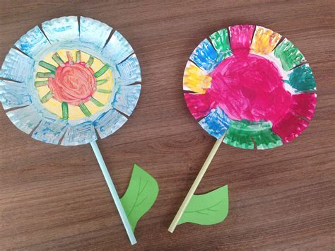 bloemen maken met papieren bordjes knutselen met kinderen blog