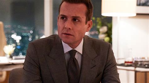 suits season 9 premiere aaron korsh on darvey and the firm s new