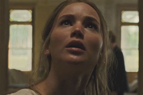 Mother Trailer Jennifer Lawrence Stars In An Aronofsky Film You