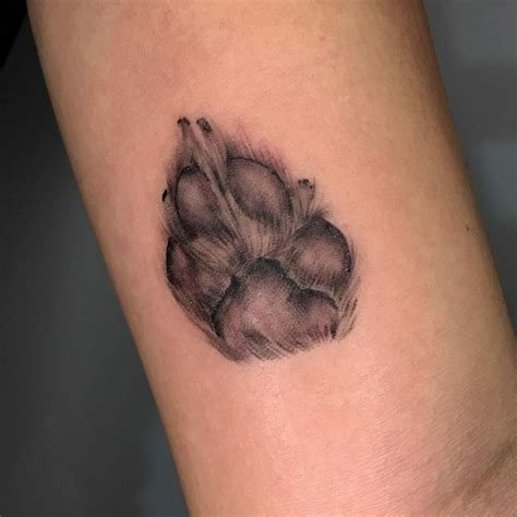 amazing dog paw tattoo designs     outsons mens