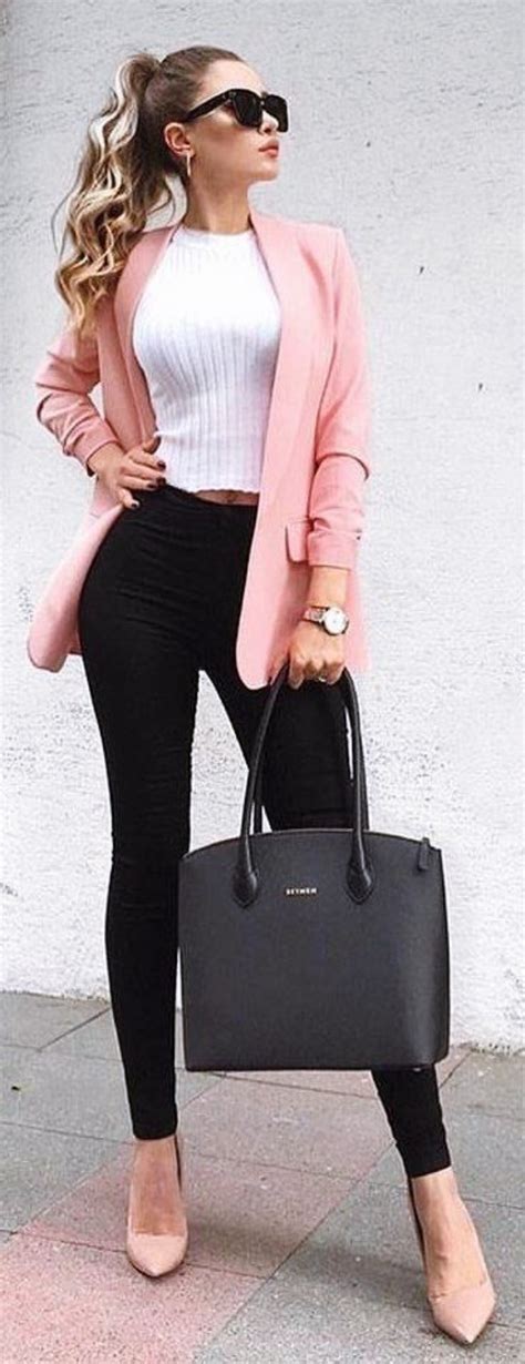 45 Trendy Business Casual Work Outfits For Women