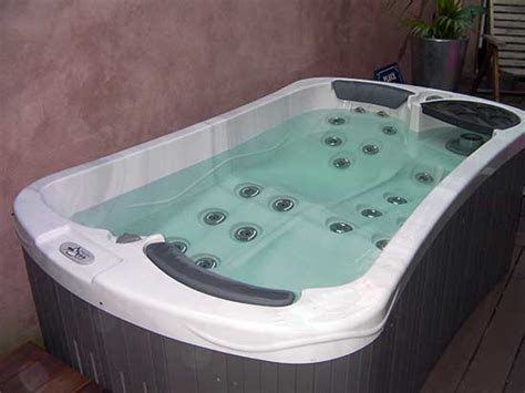 Indoor Hot Tub Serenity 2 Special Edition Spa