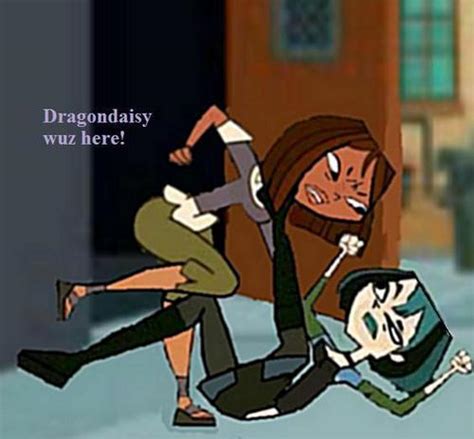 Total Drama Island Images Gwen And Courtney Fighting Wallpaper And