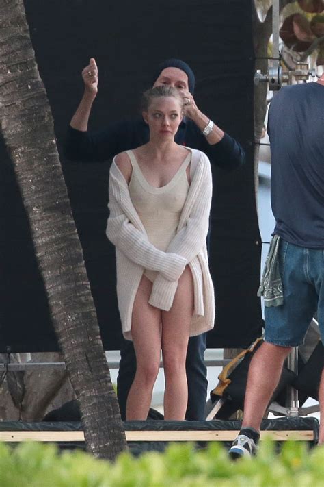 amanda seyfried shooting in miami april 21 2015 hq candids in the raw