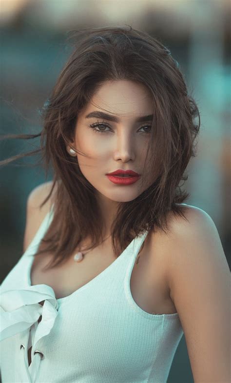 Beautiful Lady Models To Look Out For In 2023 Background Free