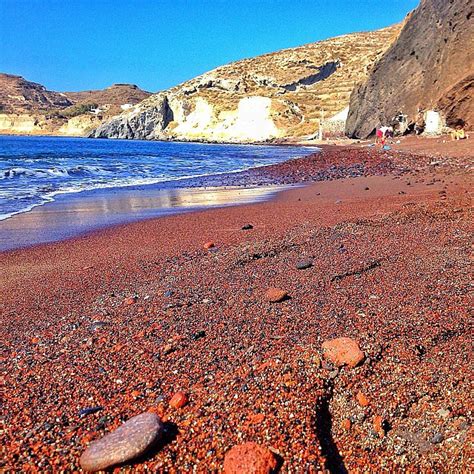 red beach santorini 15 must see sights in greece and turkey