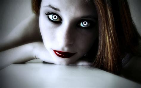Fantasy Artwork Art Dark Vampire Gothic Girl Girls Horror