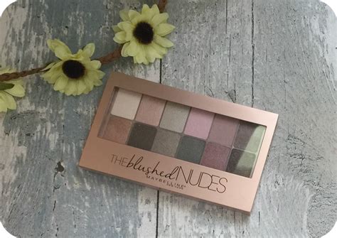 Maybelline The Blushed Nudes Palette Review Glitz And Glamour Makeup