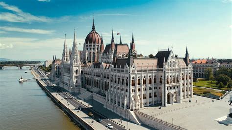 beautiful parliamentary buildings  europe