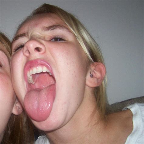 teen mouth and tongue porn pictures
