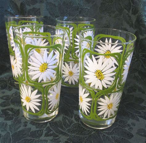4 Vintage Libbey Glass Tumblers Alpine Daisy 5 1 2 Easter