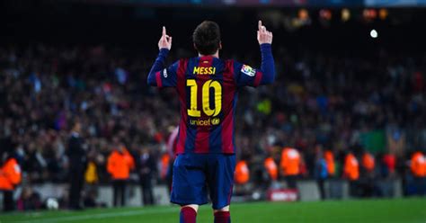 Chelsea And Man City Target Lionel Messi Admits To Barcelona Unrest