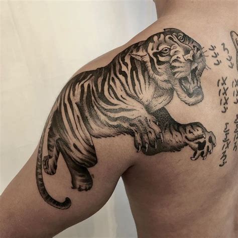 Full Shoulder Tiger Tattoo Tiger Tattoo Tattoos Nature