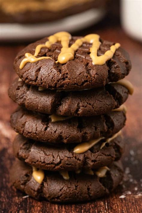 chocolate peanut butter cookies gimme  flavor
