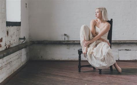 Wallpaper Chair Dress Sitting Blonde Barefoot Women Room