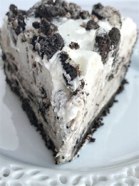 Triple Layer Oreo Pudding Pie Is A No Bake Dessert That Is So Simple To
