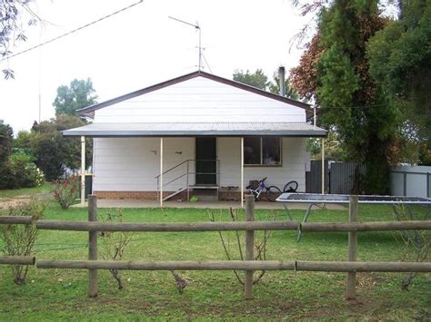 property  hay nsw  property details