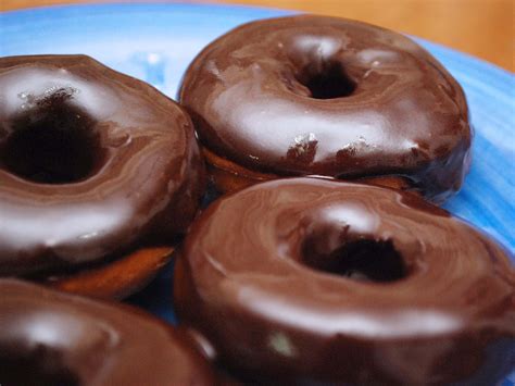 chocolate glazed donuts  steps  pictures