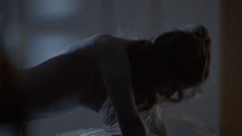 Nude Video Celebs Julia Lund Nude Ninguem Ama Ninguem Por Mais