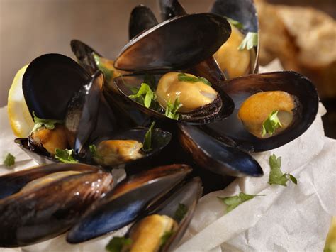 choose store  cook mussels