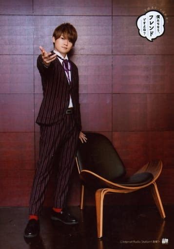 official photo male voice actor kohei amasaki whole body kohei