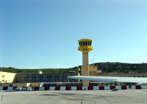 curacao vliegveld hato  curacao aruba eiland