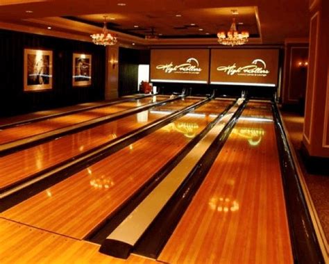 pin  homes  bowling alleys