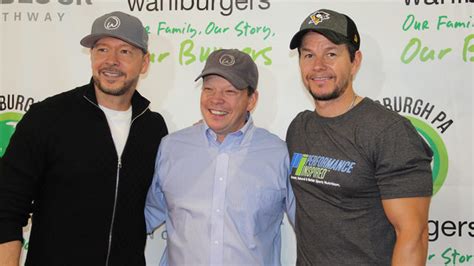 wahlberg brothers stop  pittsburgh featured  tv show tonight wpxi