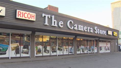 camera store offers  shopping spree reward  theft  high  gear cbc news