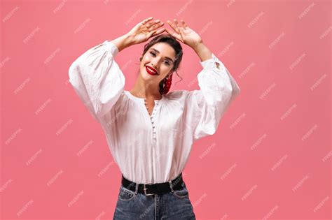 Free Photo Pretty Woman With Red Lips Smiling On Pink Background