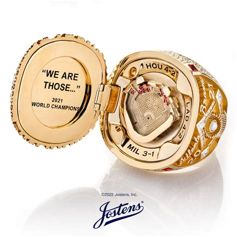 jostens   atlanta braves celebrate   world series      kind ring