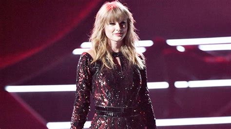 Taylor Swifts Birthday See 29 Of Her Sexiest Performance Costumes