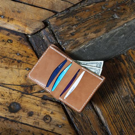 leather bi fold wallet   template build