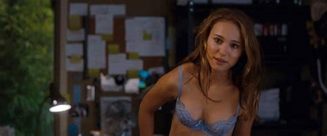 Natalie Portman Nude Butt In No Strings Attached Free