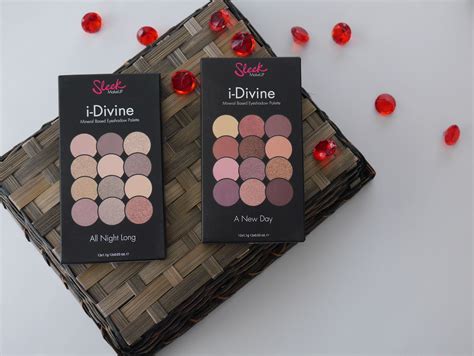 review sleek  divine   day   night long eyeshadows palettes reflection  sanity