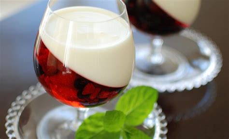 Easy Summer Dessert Recipe No Bake Greek Yogurt Berries